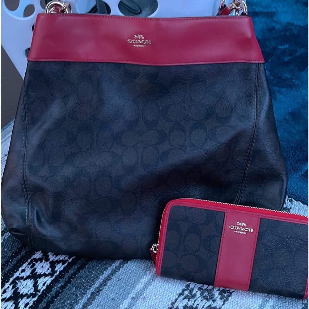 Coach shoulder bag